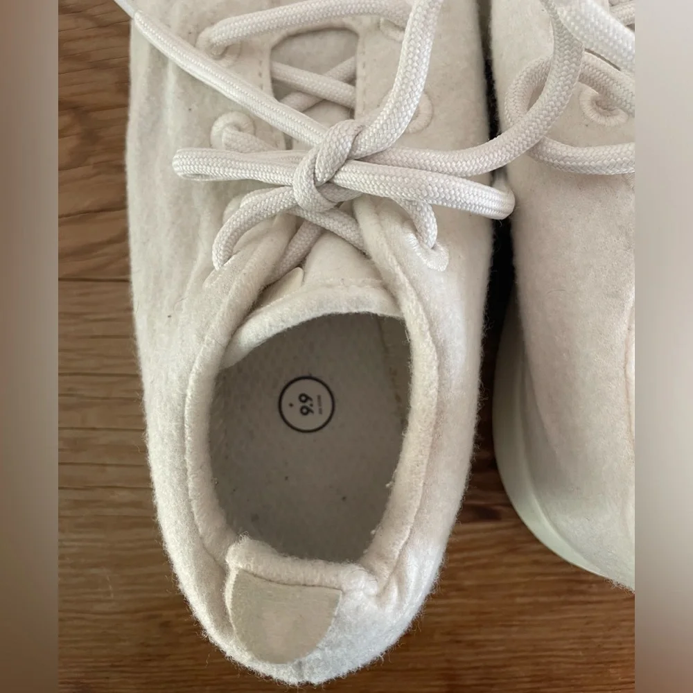 Allbirds Ivory Merino Wool Runners Womens Athletic Sneakers Shoes Running Sz 10